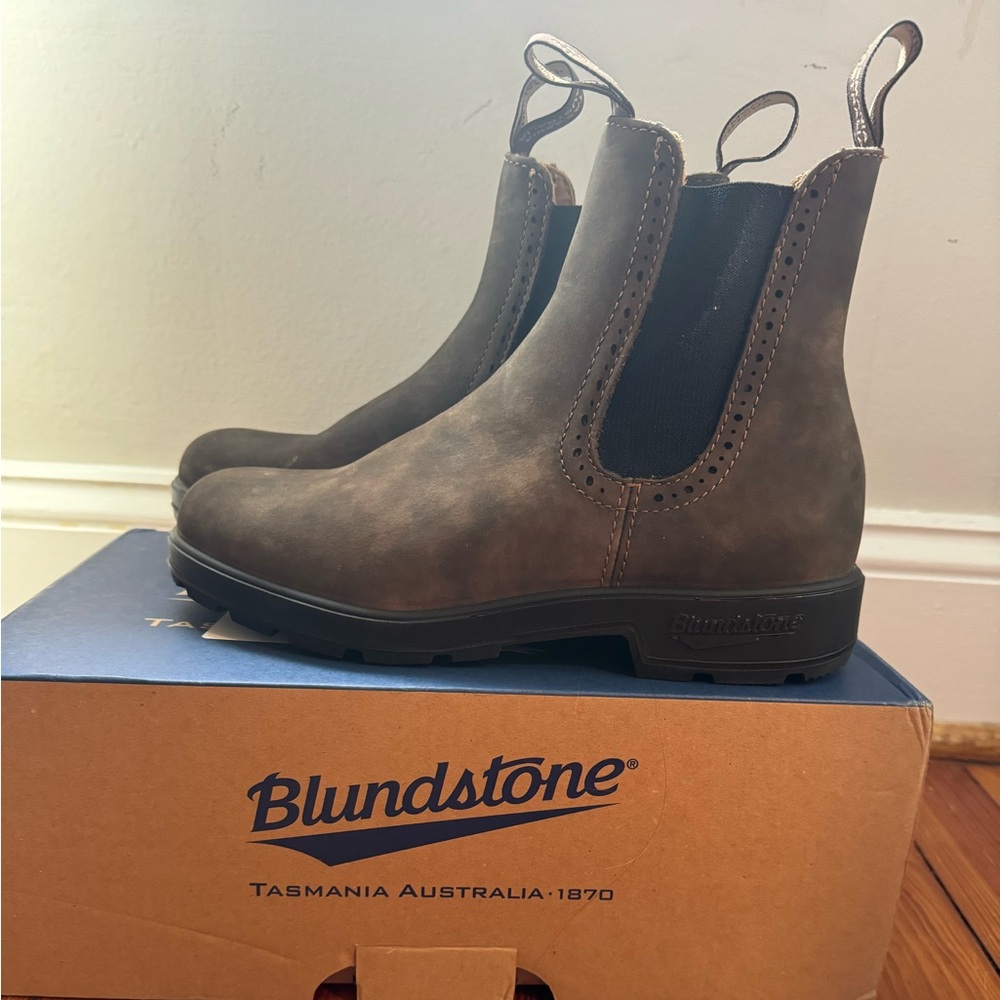 BLUNDSTONE BL1630 HIGH-TOP CHELSEA BOOT RUSTIC BROWN WOMEN'S 9.5 M
